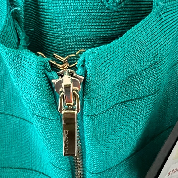 Bodycon BEBE dress - Picture 4 of 9